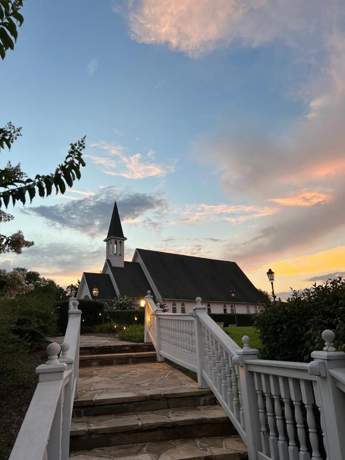 Whitestone Country Inn Kingston Экстерьер фото