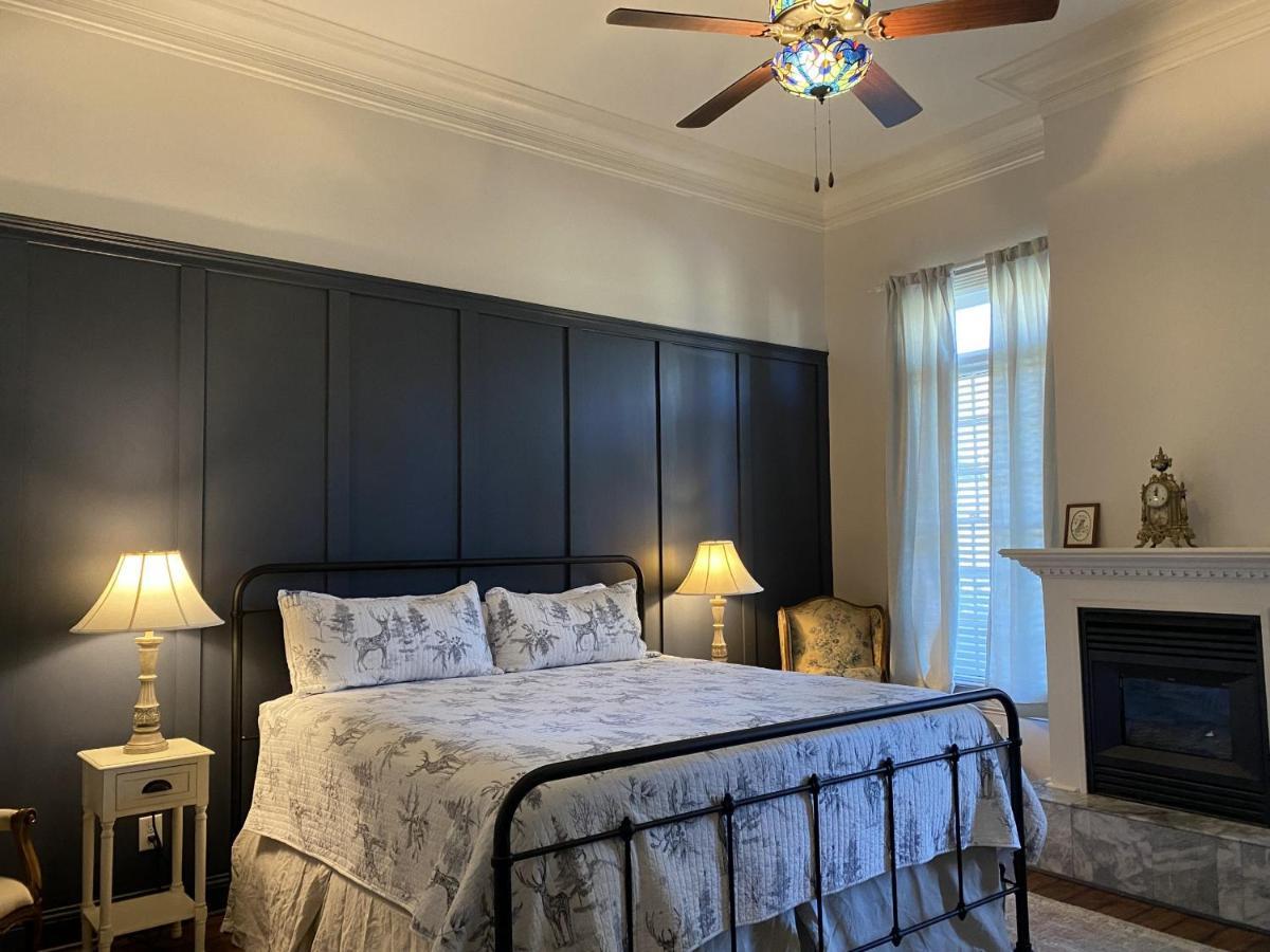 Whitestone Country Inn Kingston Экстерьер фото