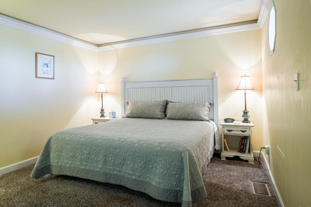 Whitestone Country Inn Kingston Экстерьер фото