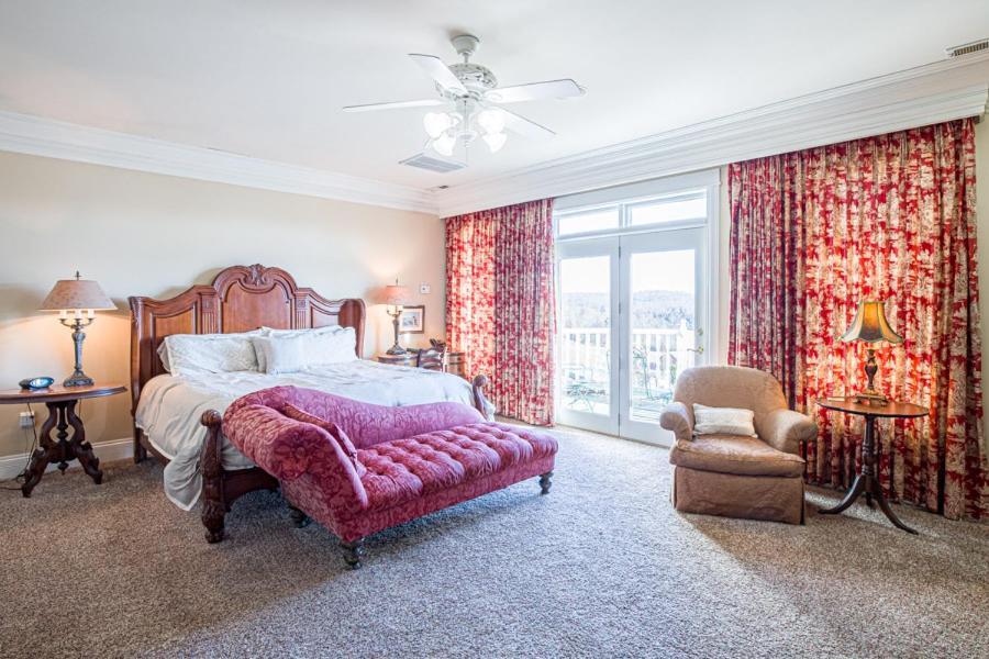 Whitestone Country Inn Kingston Экстерьер фото