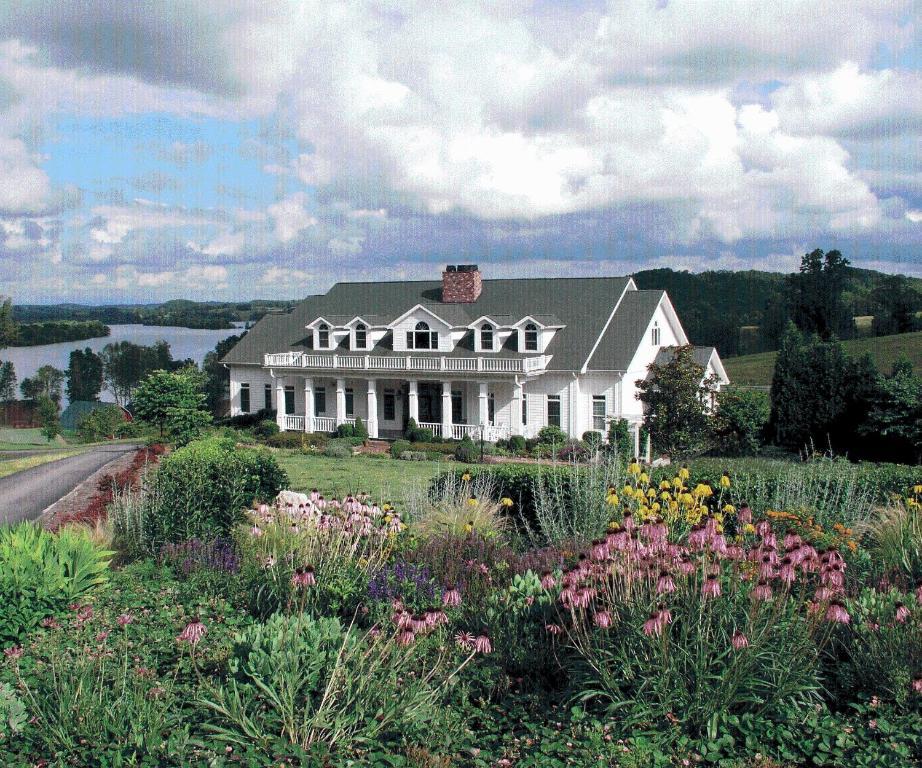Whitestone Country Inn Kingston Экстерьер фото
