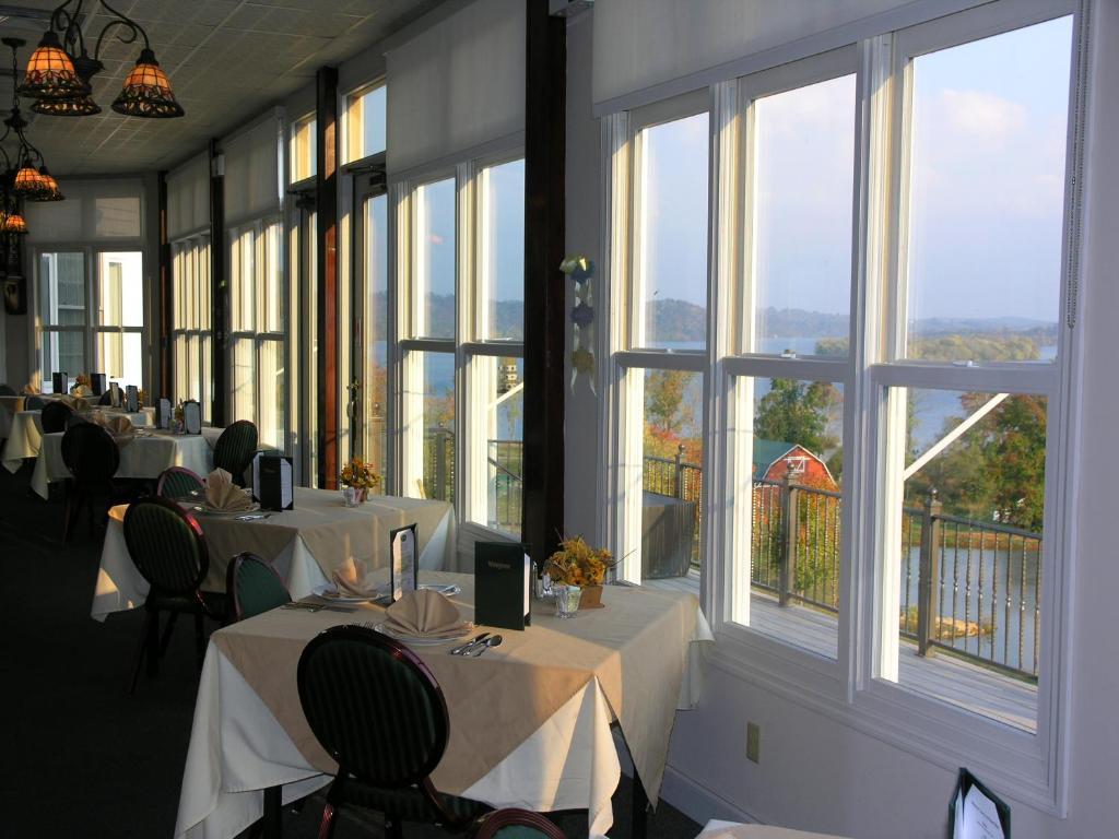 Whitestone Country Inn Kingston Экстерьер фото